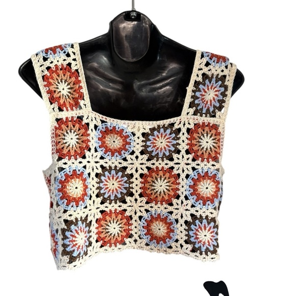 Altar'd State Maya Crochet Medallion Tank Top ivory fall color pattern sz M used - Picture 2 of 9